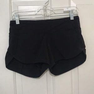 Lulu lemon speed short